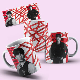 Caneca BTS What Is Love Song ? JK